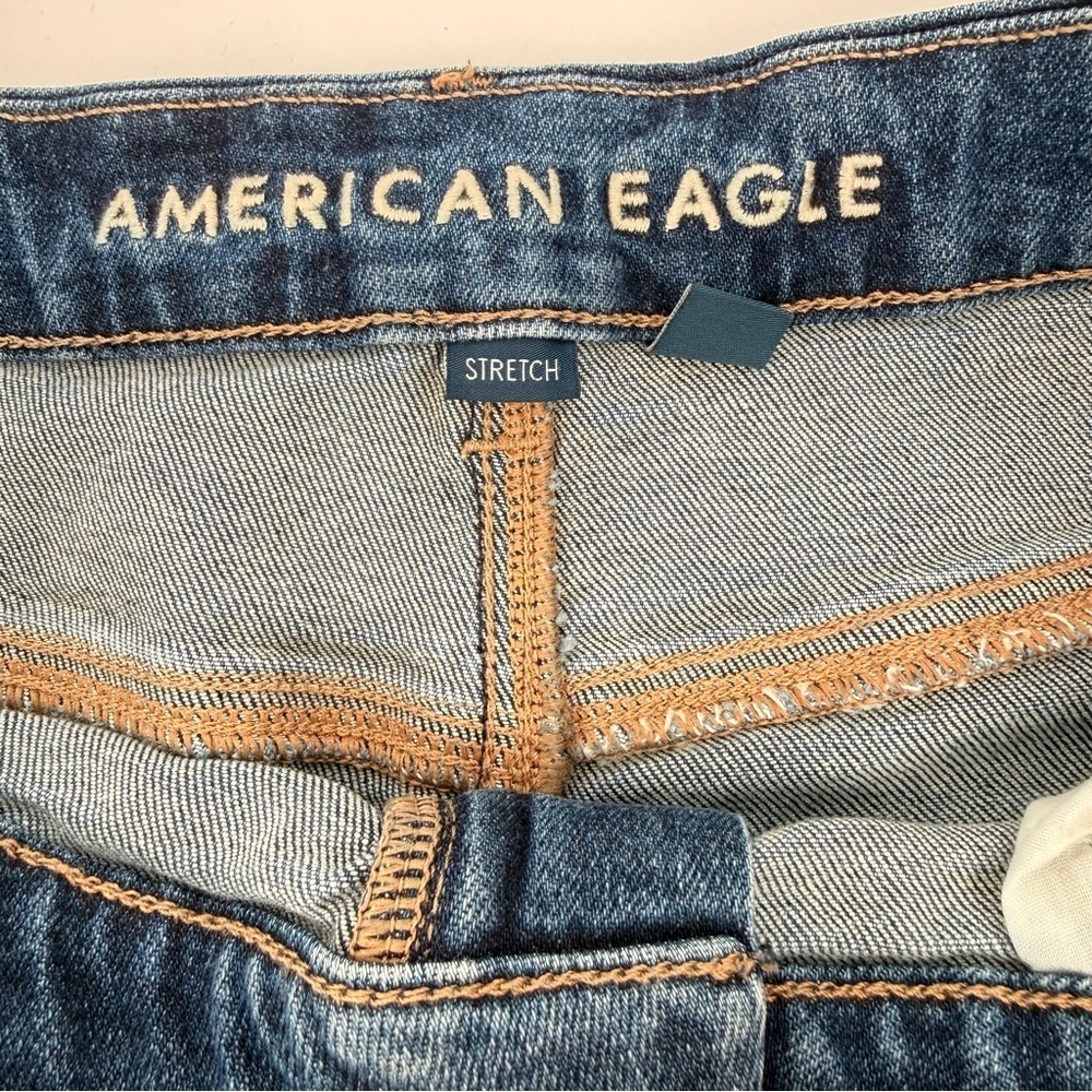 American Eagle Stretch High-Waisted Dark Blue Women’s Curvy Mom Jeans Size 14R - Picture 4 of 11